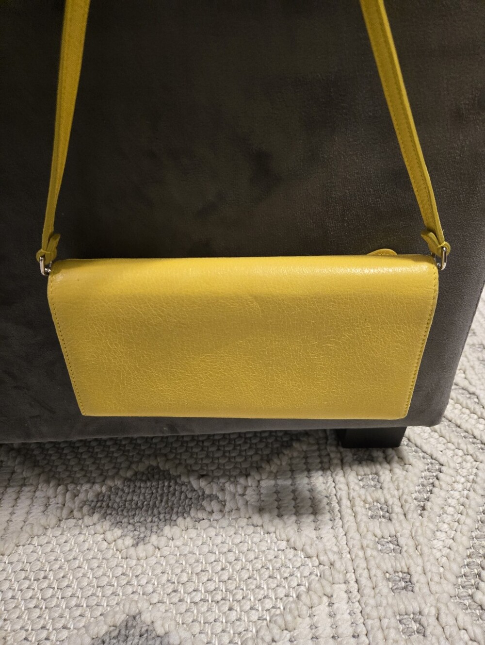 Balenciaga Yellow Leather Wristlet Shoulder Clutch - Picture 5 of 9